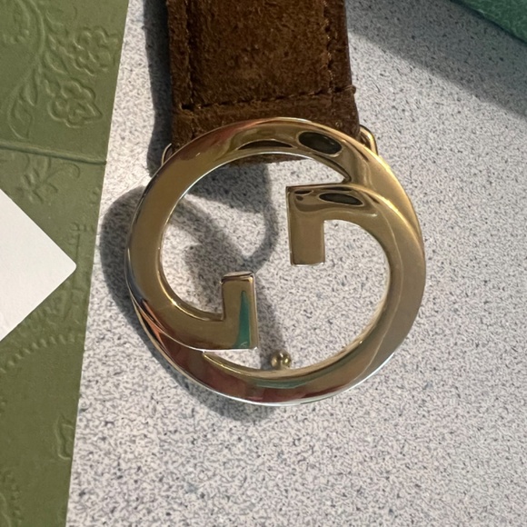 GUCCI GG BUCKLE SUEDE BELT - Picture 2 of 9